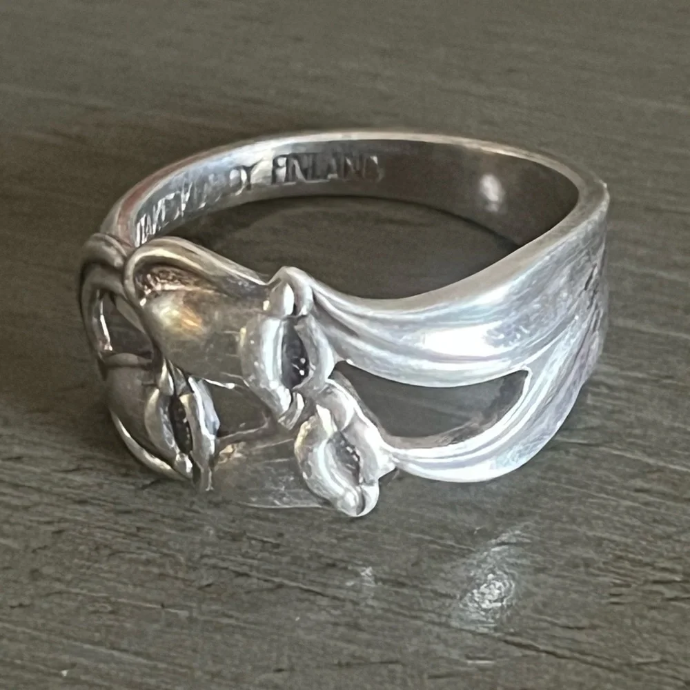 VINTAGE FINLAND FLOWER STERLING SILVER RING SIZE 9 ADJUSTABLE - Picture 1 of 6